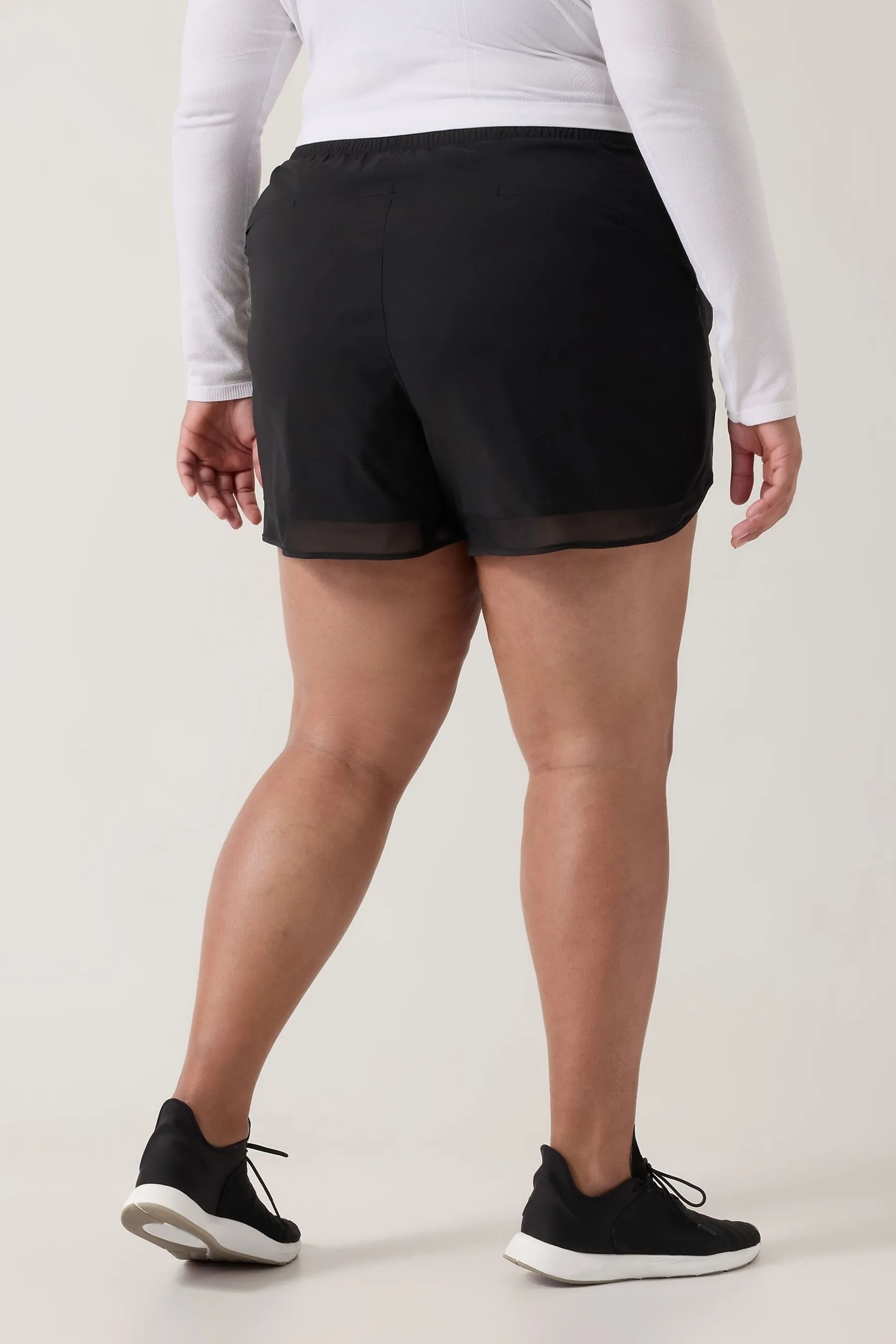 Athleta Mesh Mid Rise 4