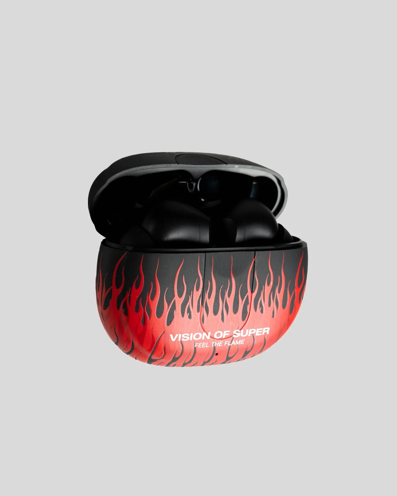 AURICOLARI NERI CON FIAMME ROSSE E LOGO BIANCO