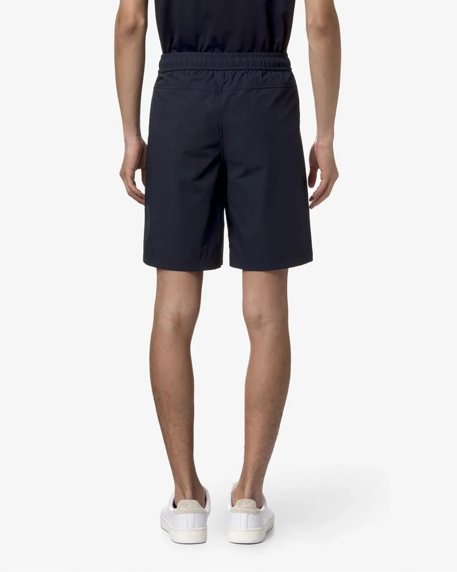 Bermuda blu in tessuto tecnico stretch
