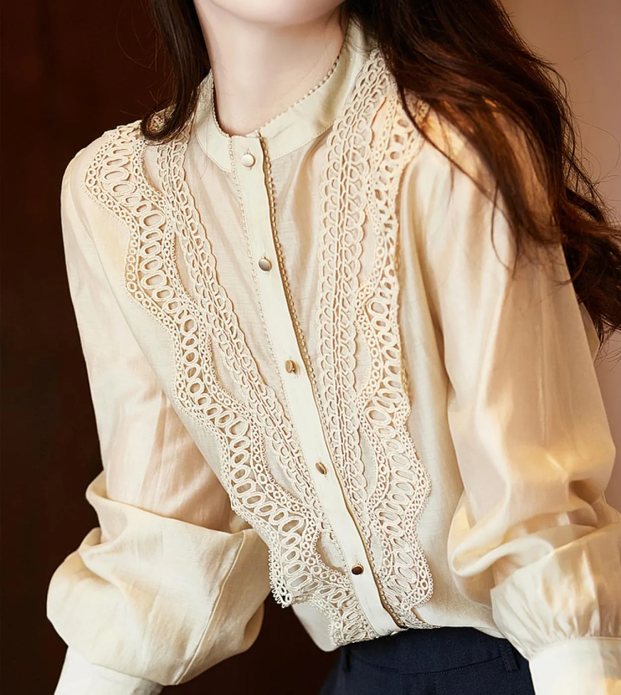Colletto alla moda Elegante camicetta di pizzo albicocca Maglie a maniche lunghe autunnali Camicia primaverile Top semplici Abit
