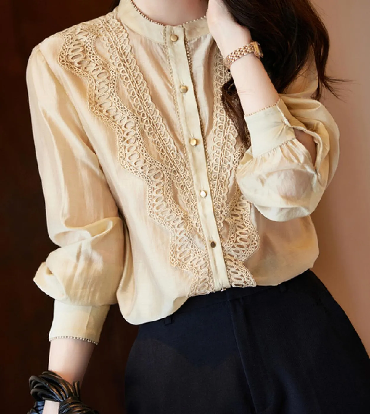 Colletto alla moda Elegante camicetta di pizzo albicocca Maglie a maniche lunghe autunnali Camicia primaverile Top semplici Abit