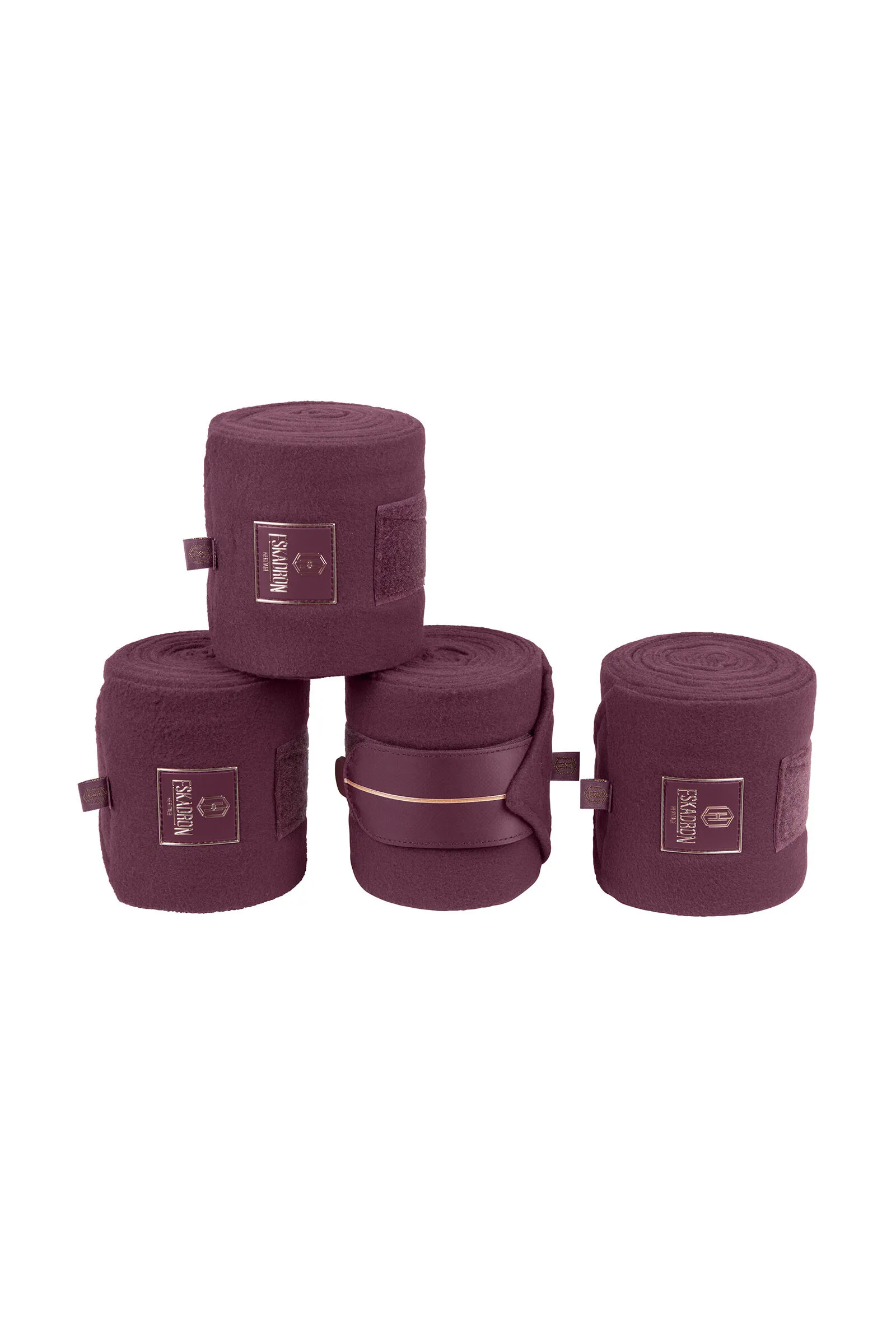 Eskadron Heritage AW2023 Bende in pile per Shetty