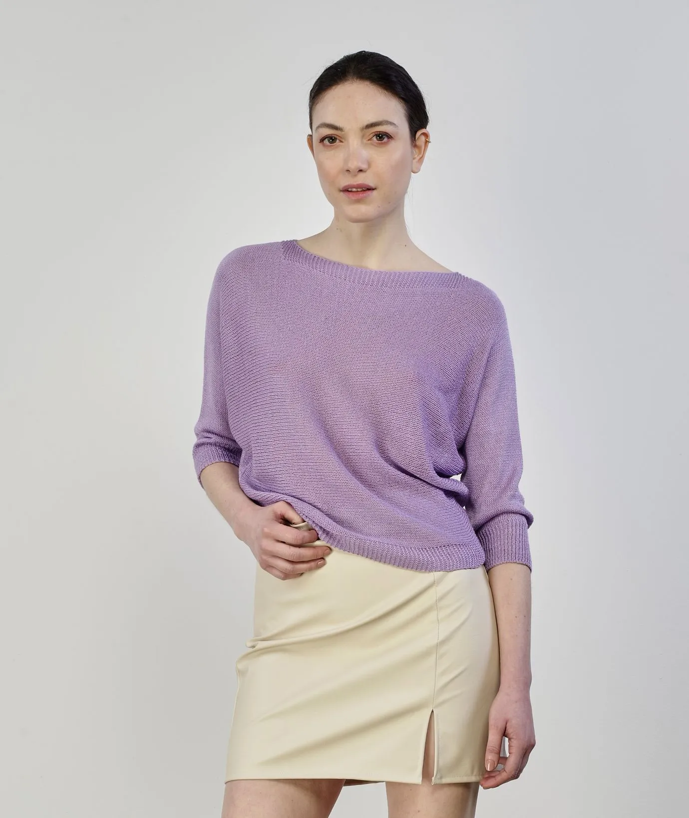 Mini gonna beige con spacco