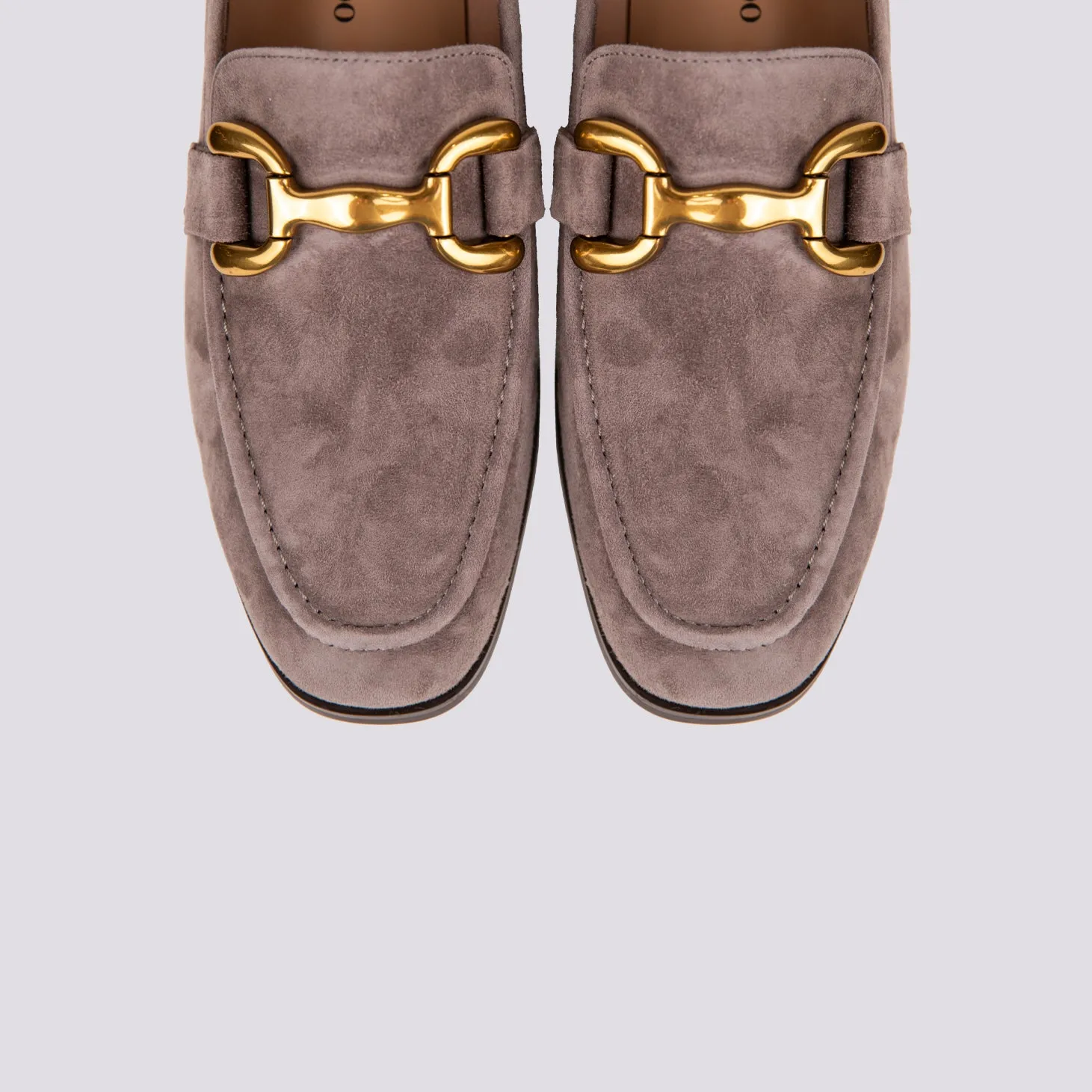 MOCASSINO  CON MORSETTO FRONTALE IN CAMOSCIO GRIGIO