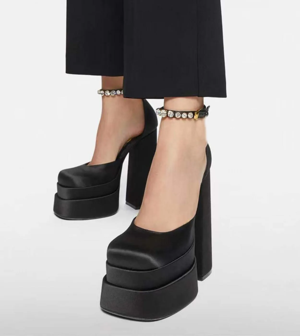 New Fashion Women Pumps Retro Mary Janes Sandali con tacco grosso Primavera Platform Dress Party Wedding Scarpe basic Donna Big