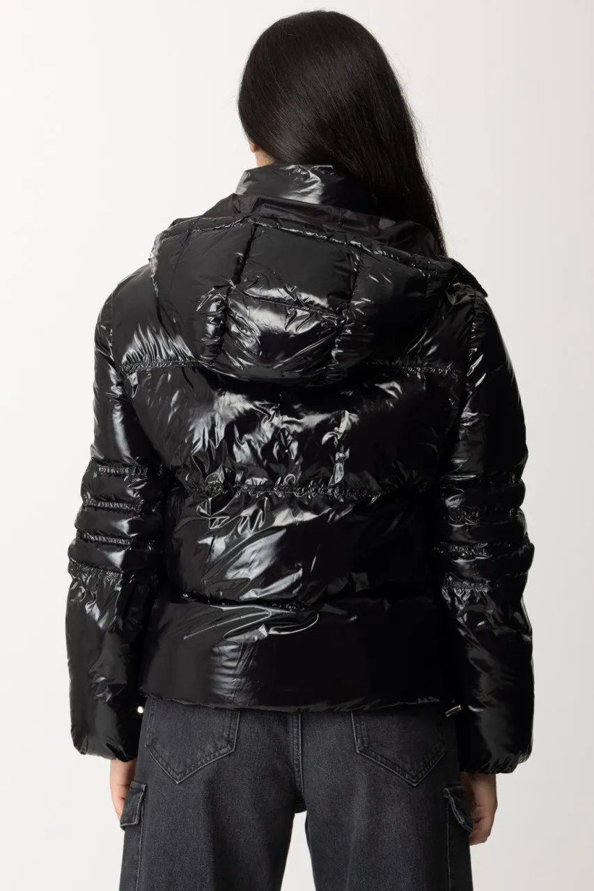 Piumino a collo alto in nylon lucido Nero