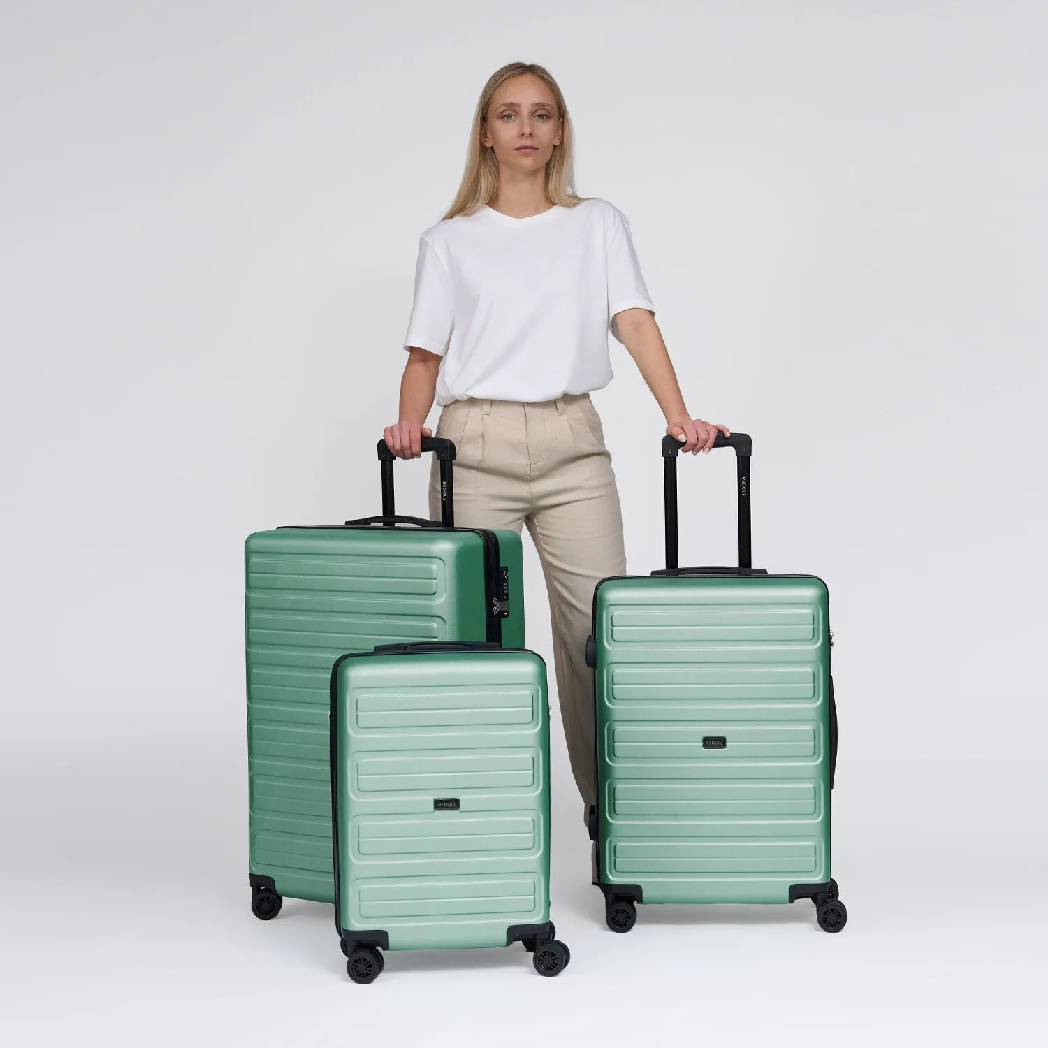 Redolz Essentials 08 3-SET 4 ruote Set di valigie 3 pezzi