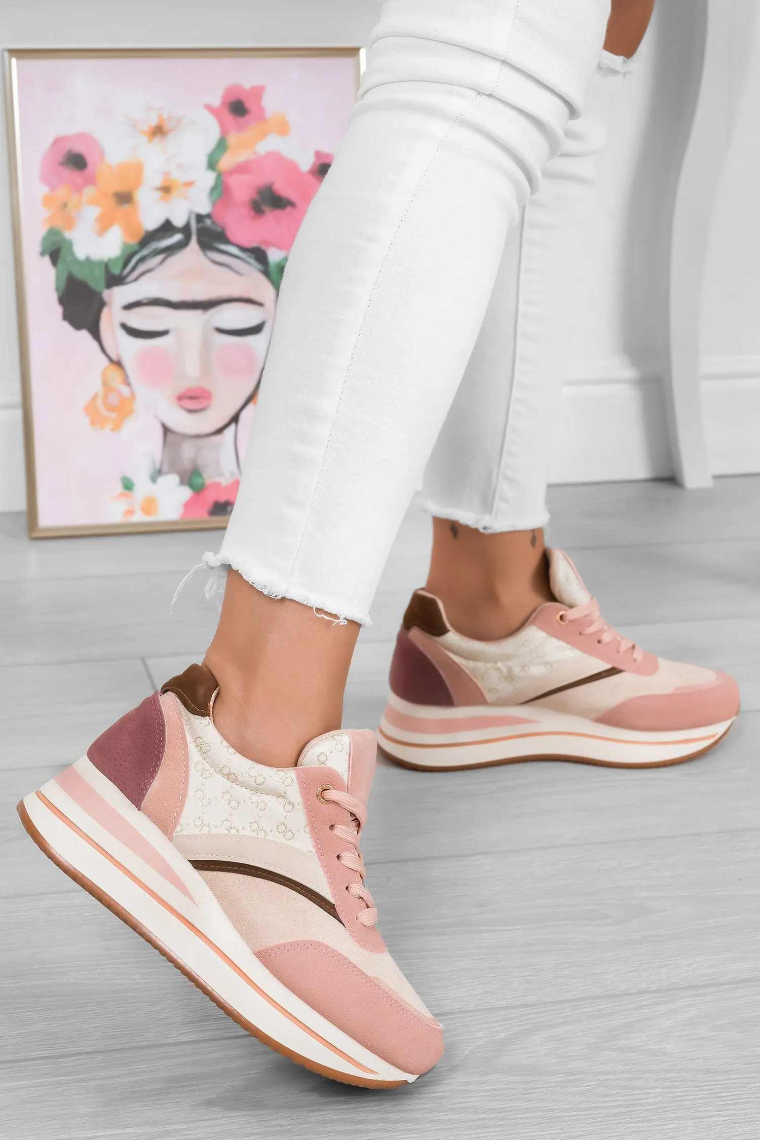 Sneakers rosa con suola alta