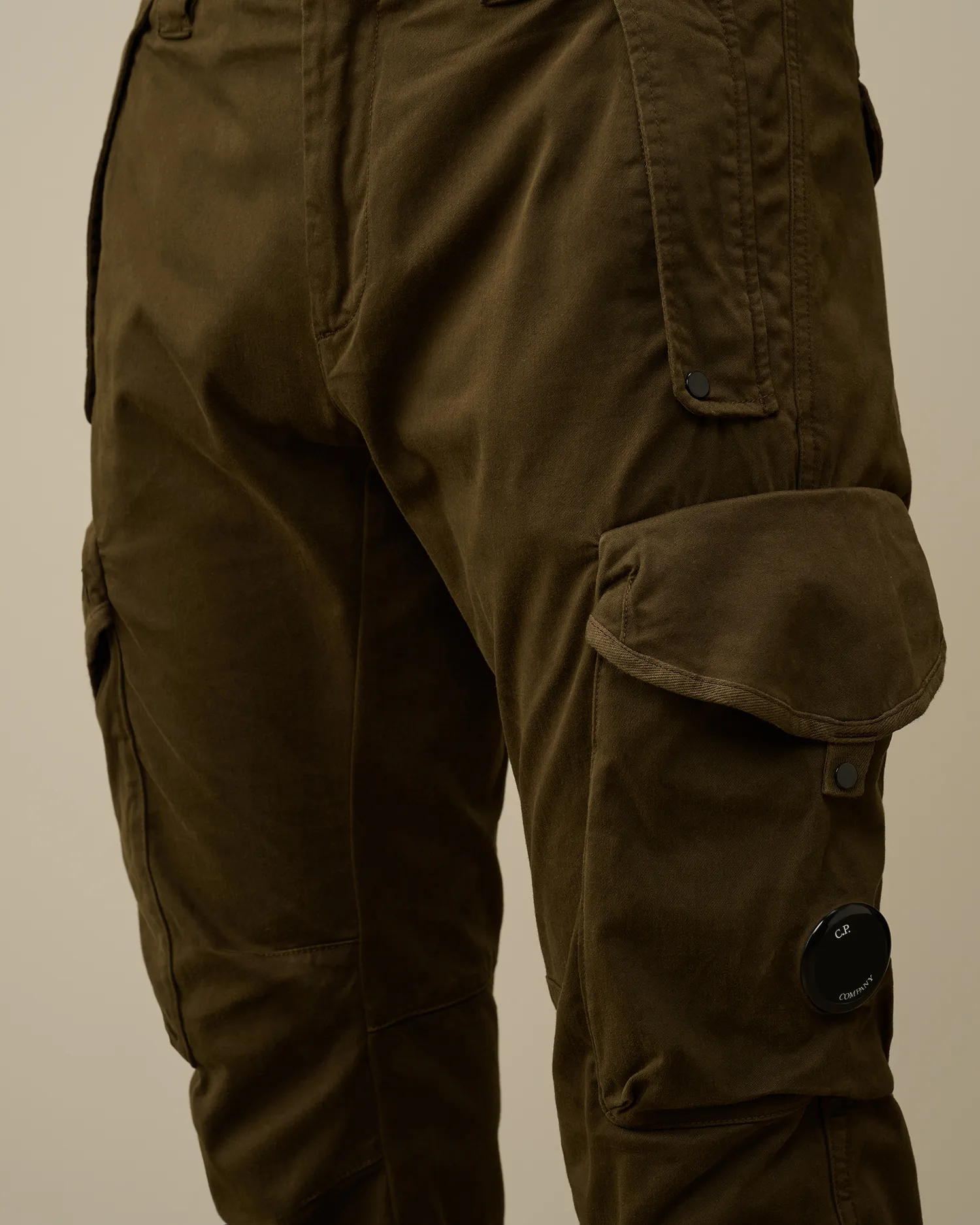 Stretch Sateen Ergonomic Lens Cargo Pants