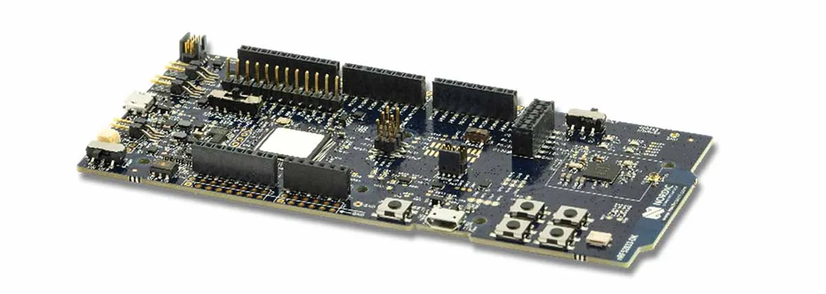 Strumento di sviluppo comunicazione e wireless Nordic Semiconductor nRF52833 DK, 2.4 GHz, 64 MHz
