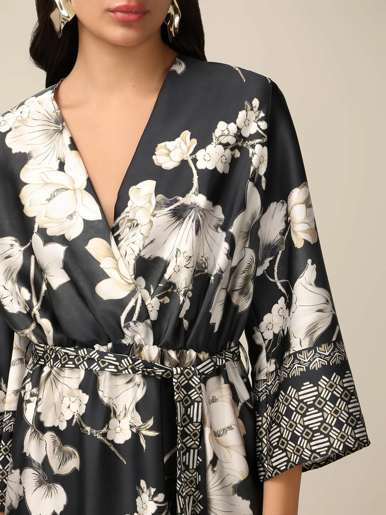 Vestito midi in raso floreale